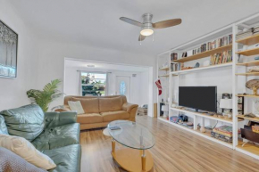 Pet Friendly Pool Home in Hollywood 8 min to Beach